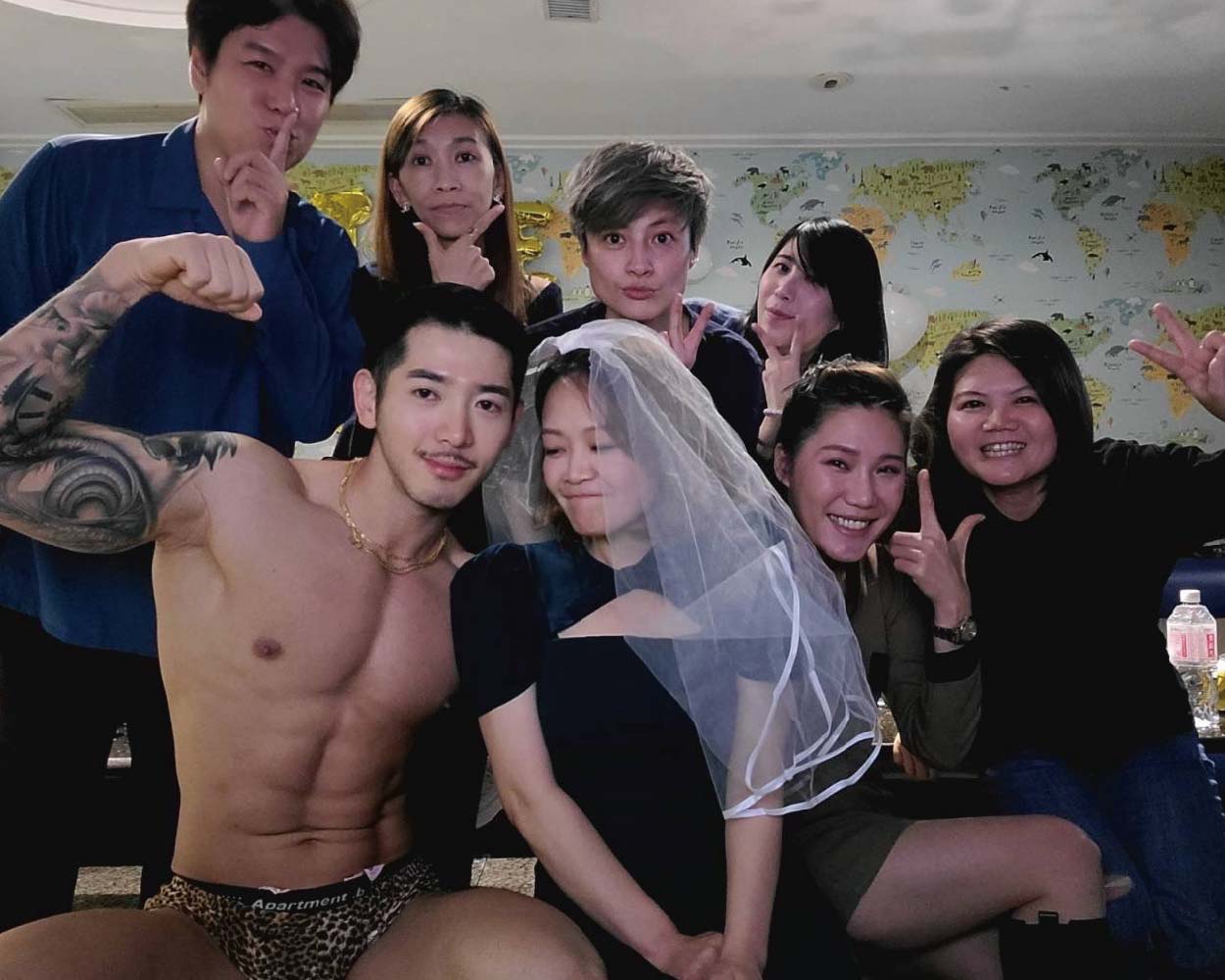 單身派對猛男秀